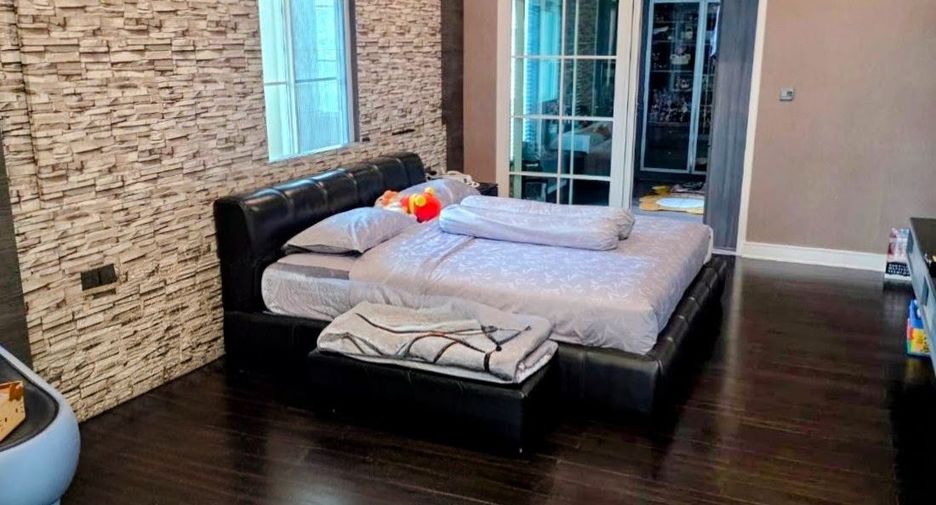 À vendre 4 chambres maison à Bang Phli, Samut Prakan
