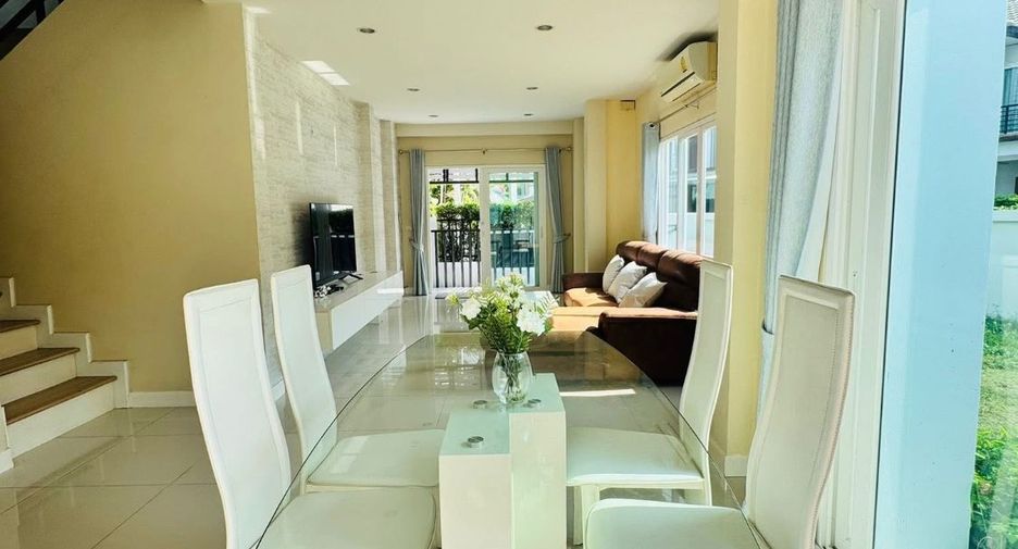 For rent 3 bedrooms house in Bang Lamung, Chonburi