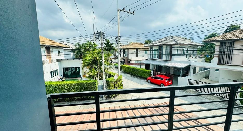For rent 3 bedrooms house in Bang Lamung, Chonburi