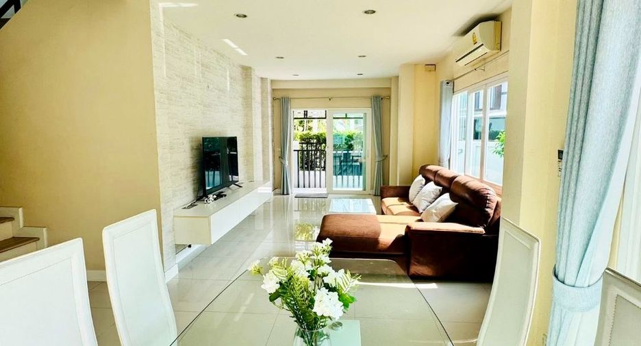 For rent 3 bedrooms house in Bang Lamung, Chonburi