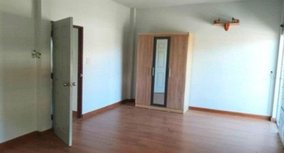 Haus zum Kauf mit 1 Zimmer in Nong Chok, Bangkok