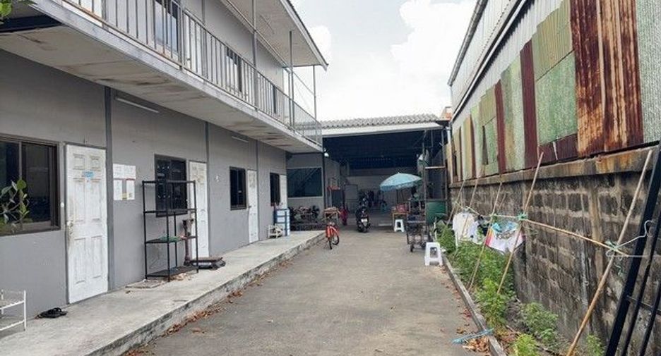 For rent 1 bed warehouse in Chom Thong, Bangkok