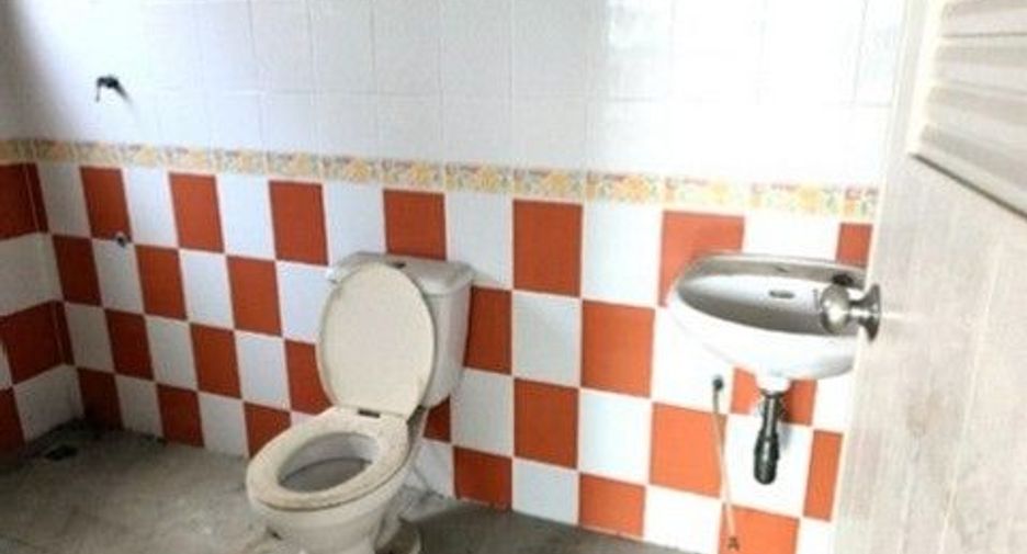 For sale 1 bed house in Thawi Watthana, Bangkok