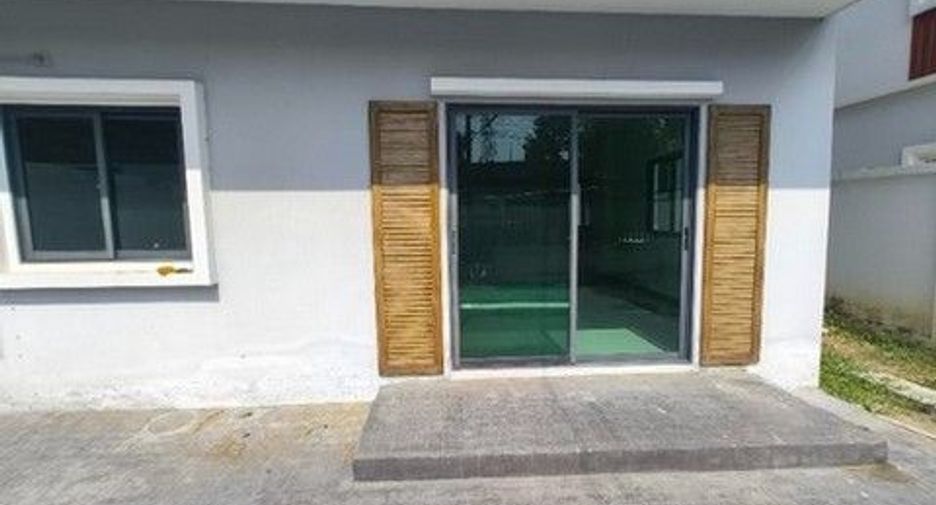 Haus zum Kauf mit 1 Zimmer in Sai Mai, Bangkok