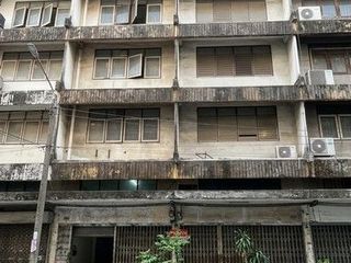 For sale 5 bedrooms retail Space in Phaya Thai, Bangkok
