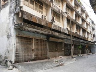For sale 5 bedrooms retail Space in Phaya Thai, Bangkok