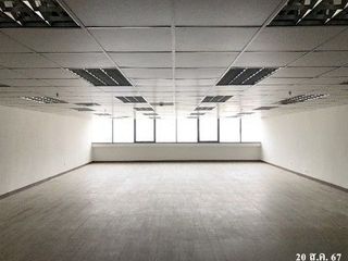 Büro zum Kauf mit 1 Zimmer in Bang Rak, Bangkok