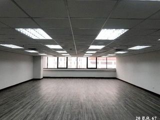 Büro zum Kauf mit 1 Zimmer in Bang Rak, Bangkok