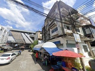 出租 1 卧室 商业空间 在 Bang Kapi, 曼谷