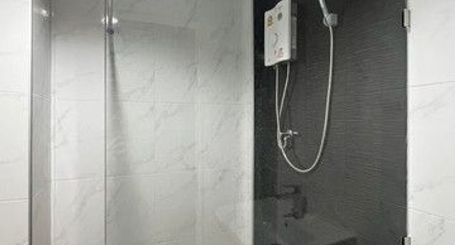 For rent 2 bedrooms retail Space in Phra Khanong, Bangkok