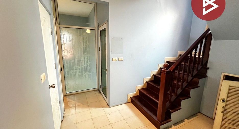 Haus zum Kauf mit 4 Zimmer in Lam Luk Ka, Pathum Thani