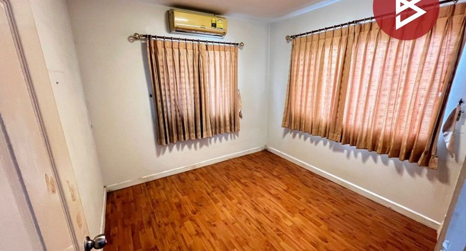 Haus zum Kauf mit 4 Zimmer in Lam Luk Ka, Pathum Thani