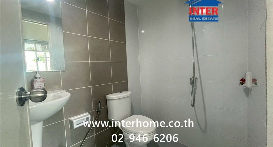For sale 4 bedrooms townhouse in Lam Luk Ka, Pathum Thani