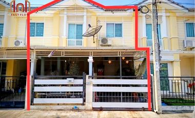 For sale 3 ベッドルーム townhouse in Bang Khun Thian, Bangkok
