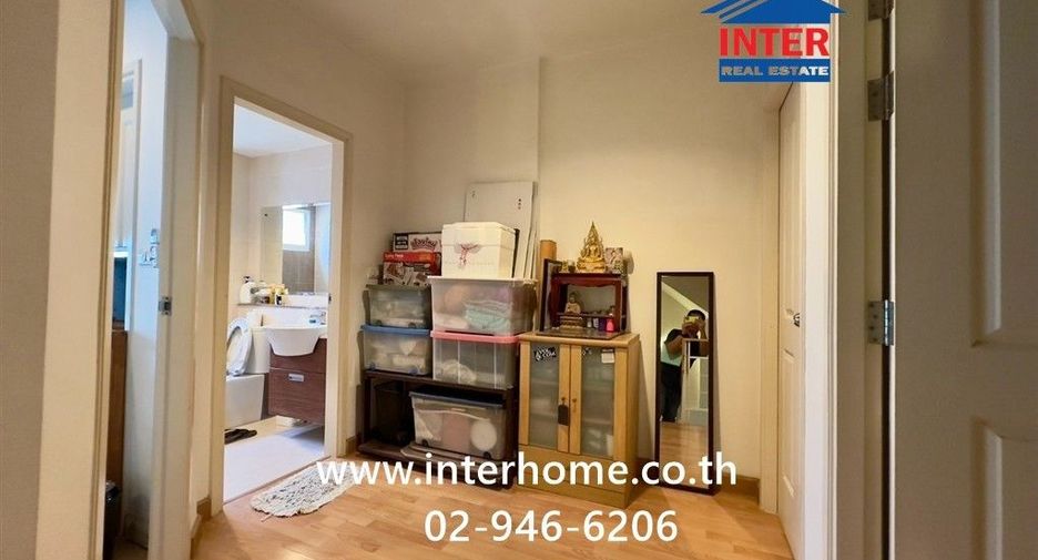 For sale 3 bedrooms townhouse in Bang Khen, Bangkok