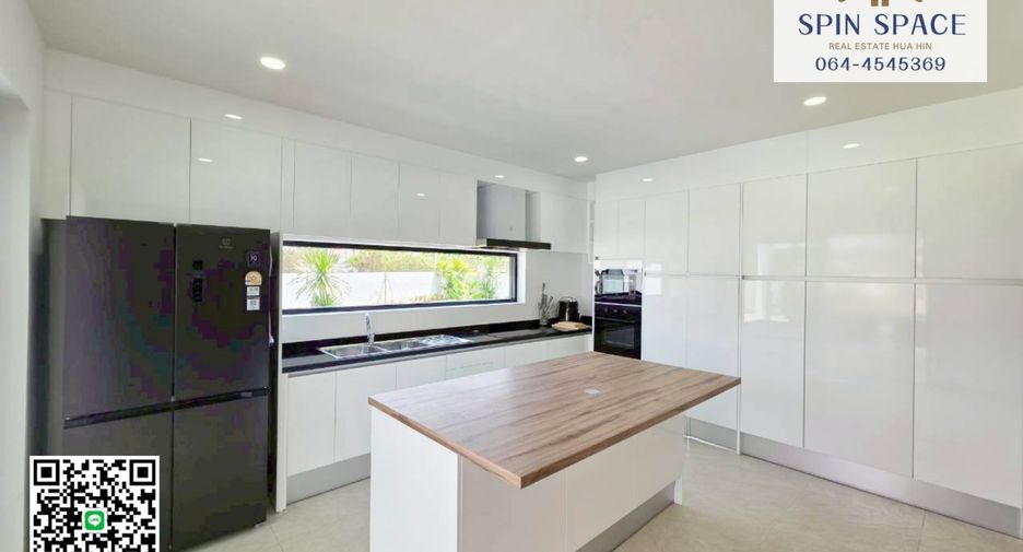 Villa en alquiler y en venta de 3 habitaciones en Mueang Chachoengsao, Chachoengsao