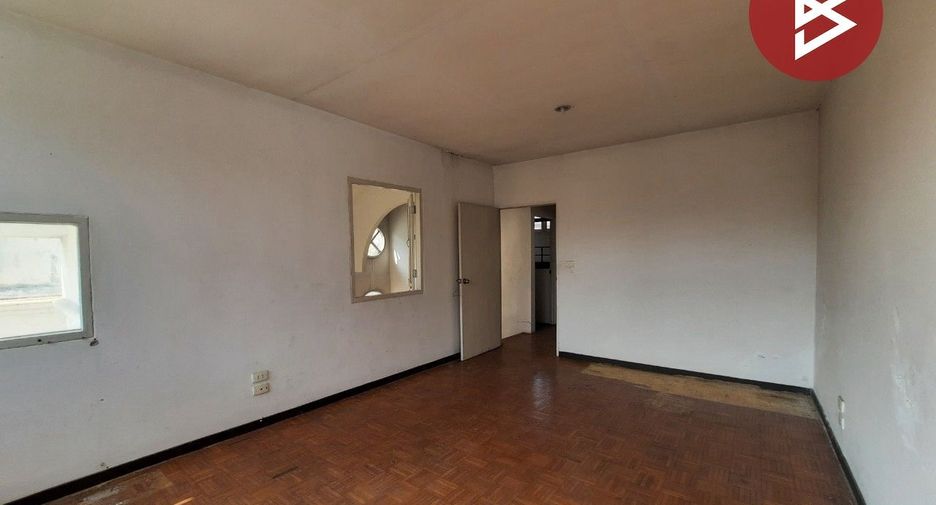 For sale 3 bedrooms house in Prawet, Bangkok