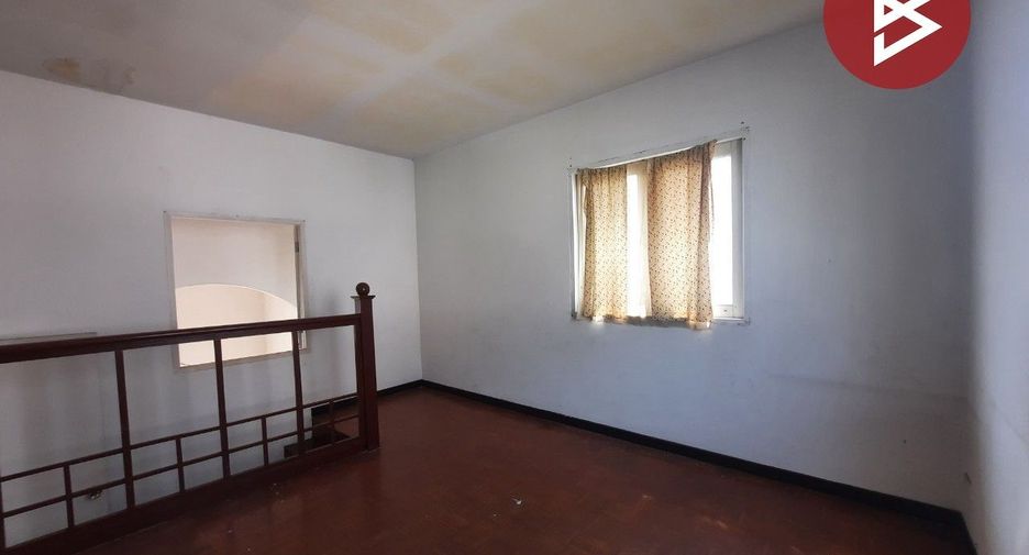 For sale 3 bedrooms house in Prawet, Bangkok