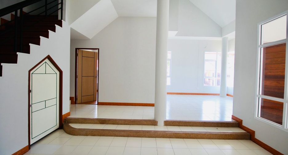 À vendre 4 chambres maison à Mueang Rayong, Rayong
