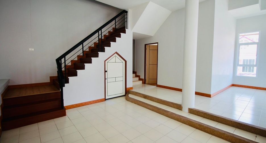 À vendre 4 chambres maison à Mueang Rayong, Rayong