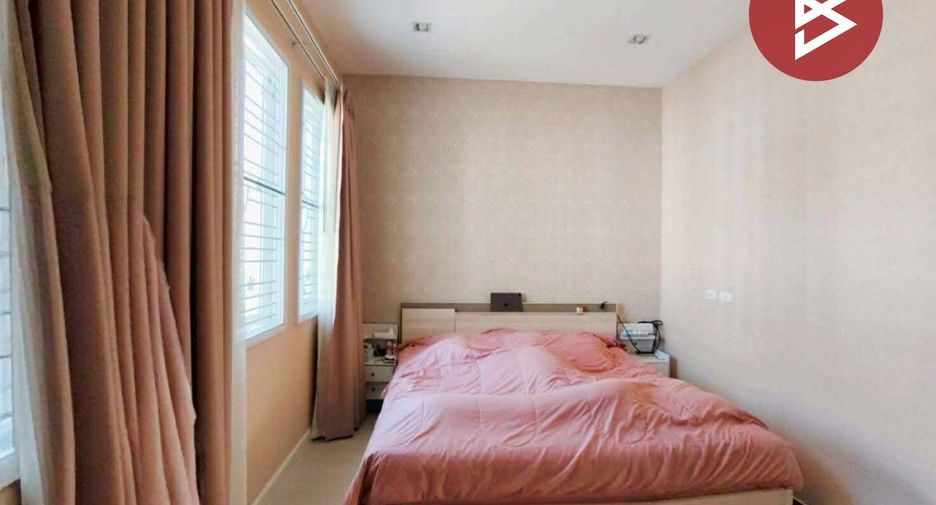 À vendre 4 chambres maison de ville à Mueang Samut Prakan, Samut Prakan