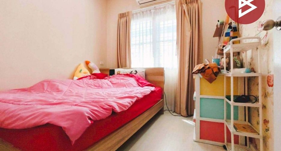 À vendre 4 chambres maison de ville à Mueang Samut Prakan, Samut Prakan