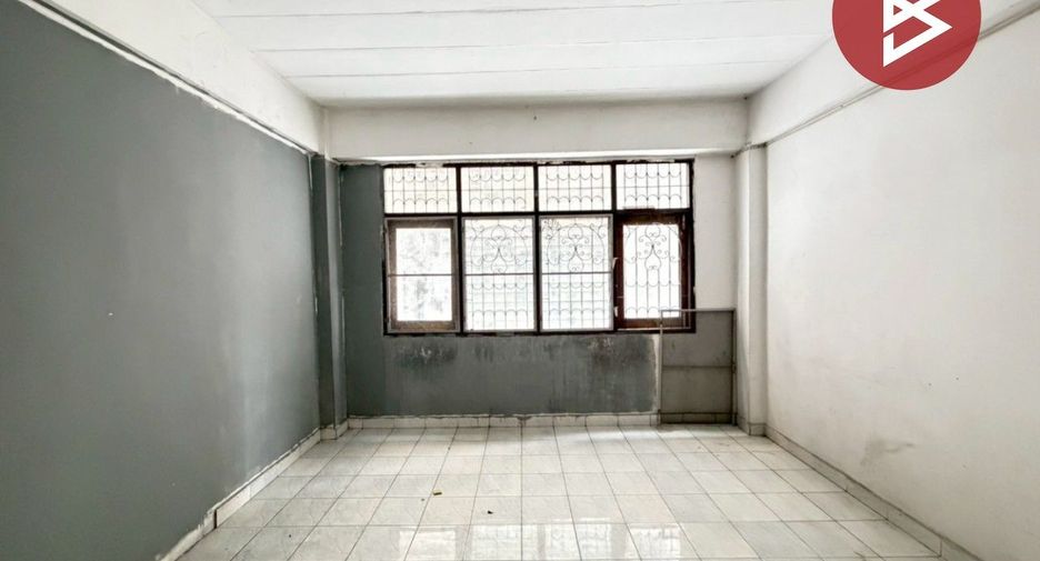 出售 5 卧室 商业空间 在 Sai Mai, 曼谷