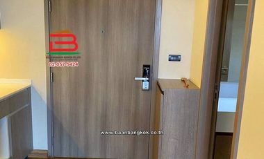 À louer et à vendre 1 chambre condo à Si Racha, Chonburi