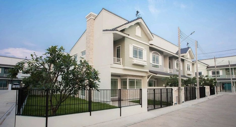 Продажа 3 спальни вилла в Банг Ламунг, Чонбури