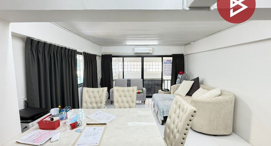 For sale 2 bedrooms retail Space in Don Mueang, Bangkok