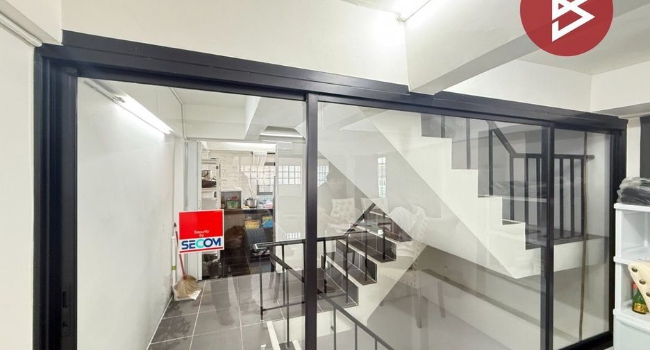 For sale 2 bedrooms retail Space in Don Mueang, Bangkok
