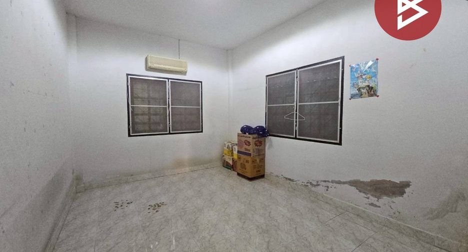 Haus zum Kauf mit 4 Zimmer in Mueang Chon Buri, Chonburi