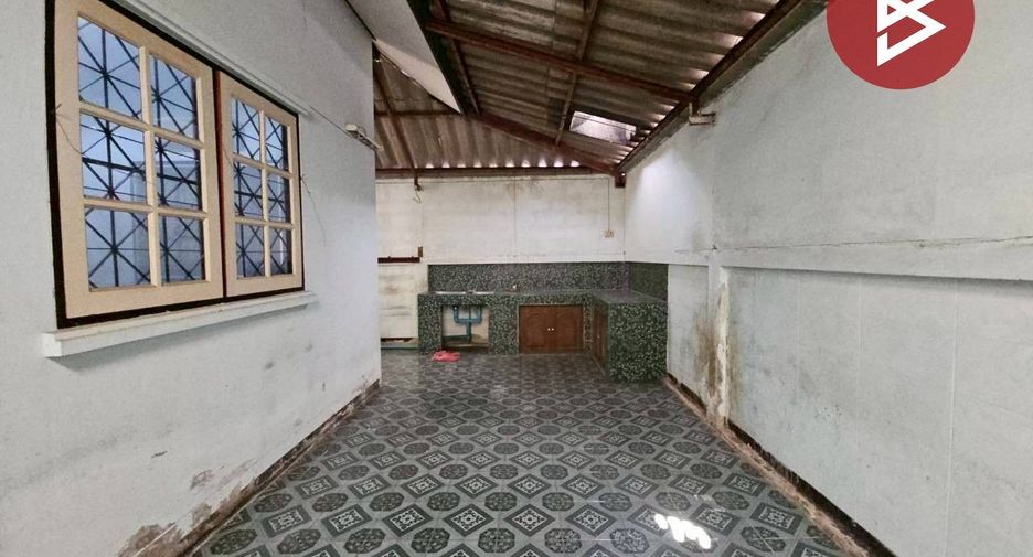 Haus zum Kauf mit 4 Zimmer in Mueang Chon Buri, Chonburi