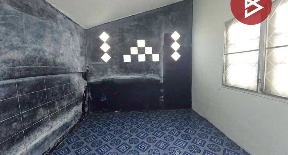 Haus zum Kauf mit 4 Zimmer in Mueang Chon Buri, Chonburi