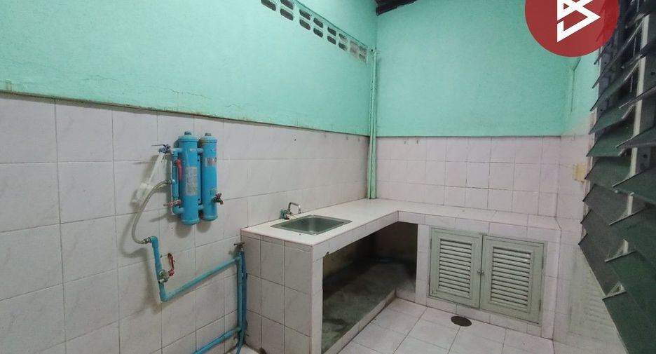 For sale 2 bedrooms townhouse in Ban Pong, Ratchaburi