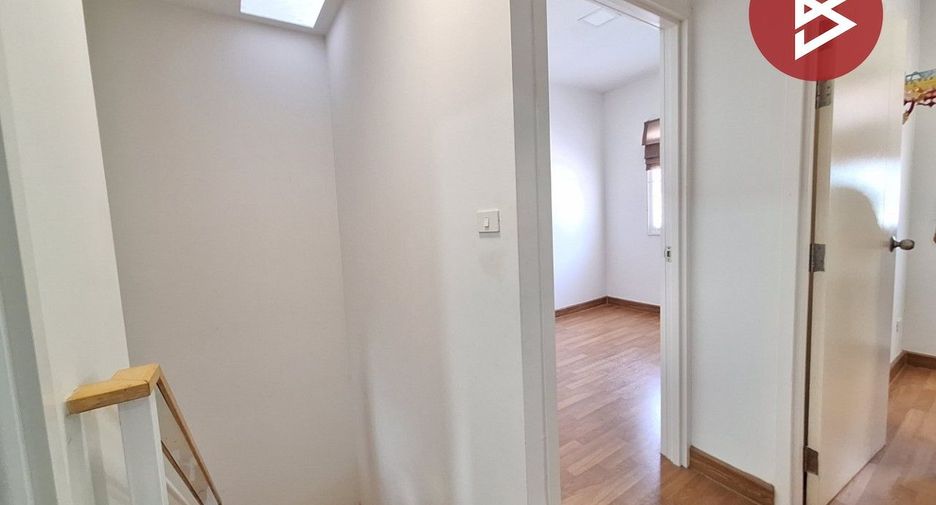 For sale 3 bedrooms townhouse in Bang Phli, Samut Prakan