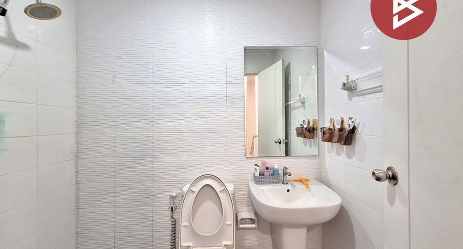 For sale 3 bedrooms townhouse in Bang Phli, Samut Prakan