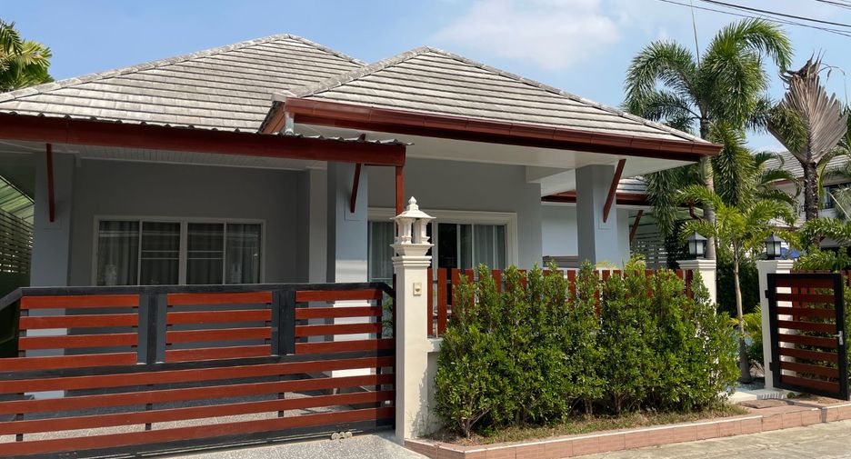 For sale 3 bedrooms villa in Bang Lamung, Chonburi