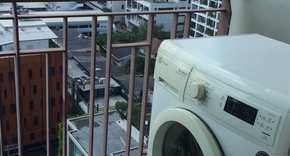 For rent 1 bed condo in Sathon, Bangkok