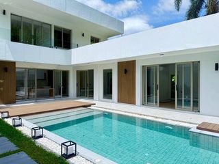For rent and for sale 5 bedrooms villa in Kathu, Phuket