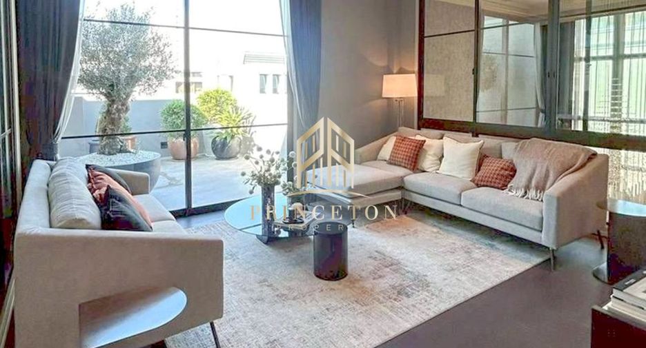 Casa en venta de 6 habitaciones en Suan Luang, Bangkok