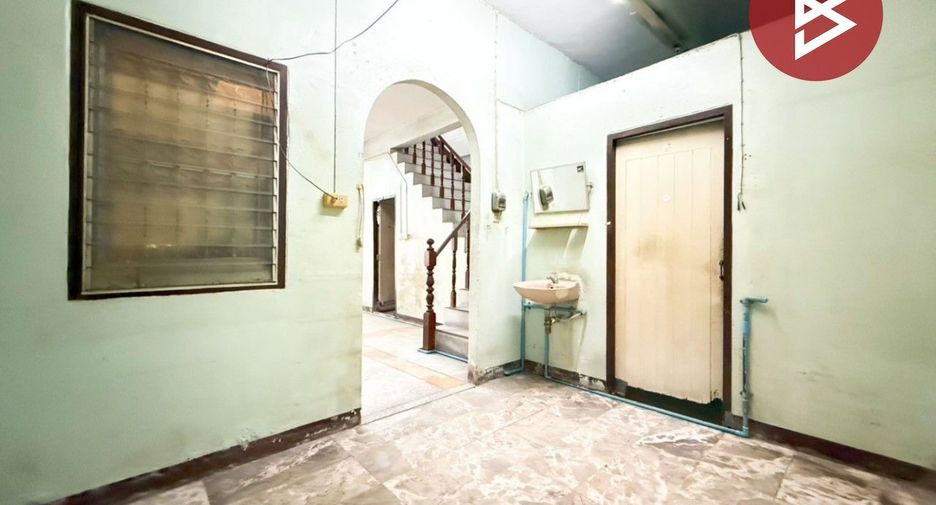 For sale 3 bedrooms townhouse in Chom Thong, Bangkok