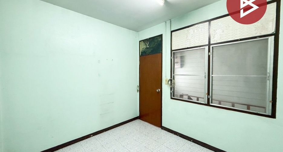 For sale 3 bedrooms townhouse in Chom Thong, Bangkok
