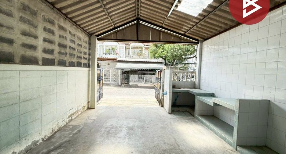 For sale 3 bedrooms townhouse in Chom Thong, Bangkok