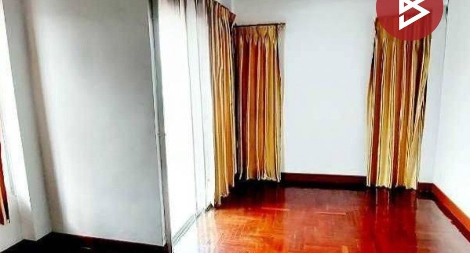 For sale 3 bedrooms house in Min Buri, Bangkok