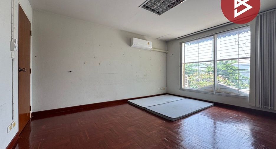 À vendre 3 chambres maison à Bang Phli, Samut Prakan