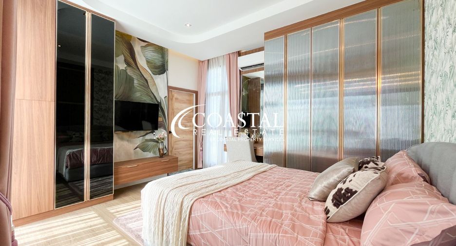Casa en venta de 5 habitaciones en Bang Lamung, Chonburi
