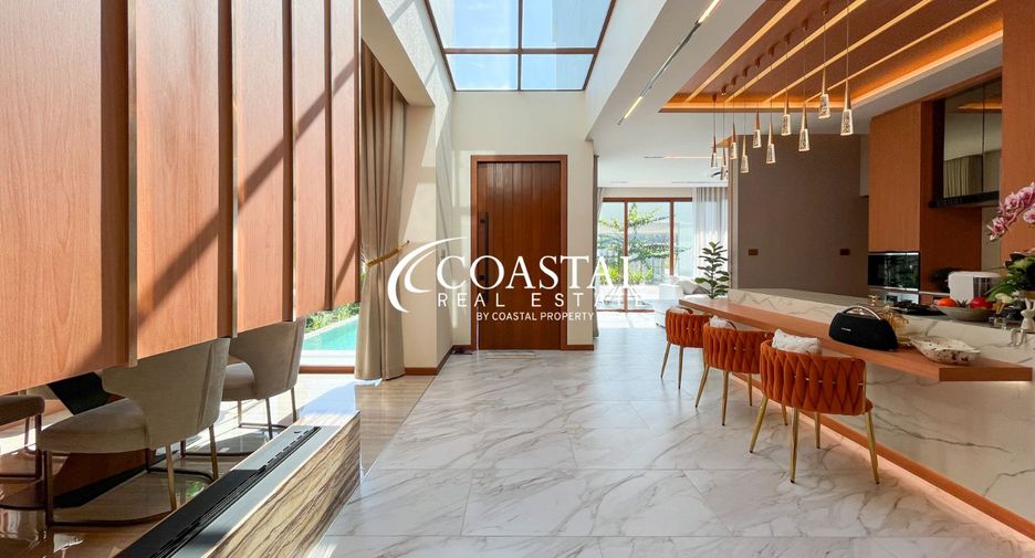 Casa en venta de 5 habitaciones en Bang Lamung, Chonburi