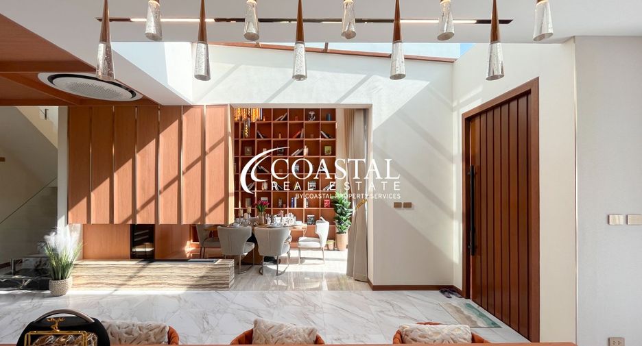Casa en venta de 5 habitaciones en Bang Lamung, Chonburi