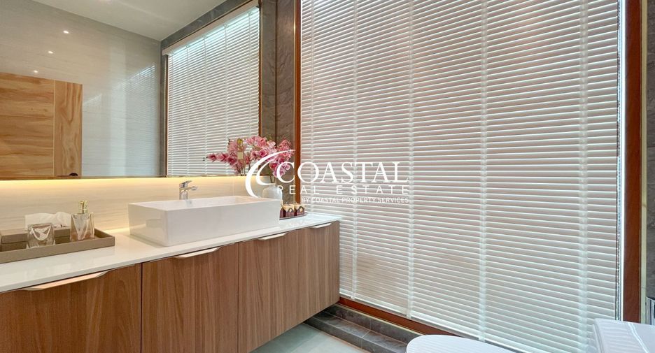 Casa en venta de 5 habitaciones en Bang Lamung, Chonburi